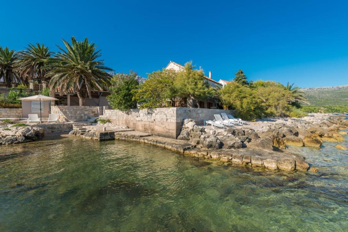 Luxury Beachfront Villa Mare With Private Pool At The Beach Orebic - Peljesac Dış mekan fotoğraf