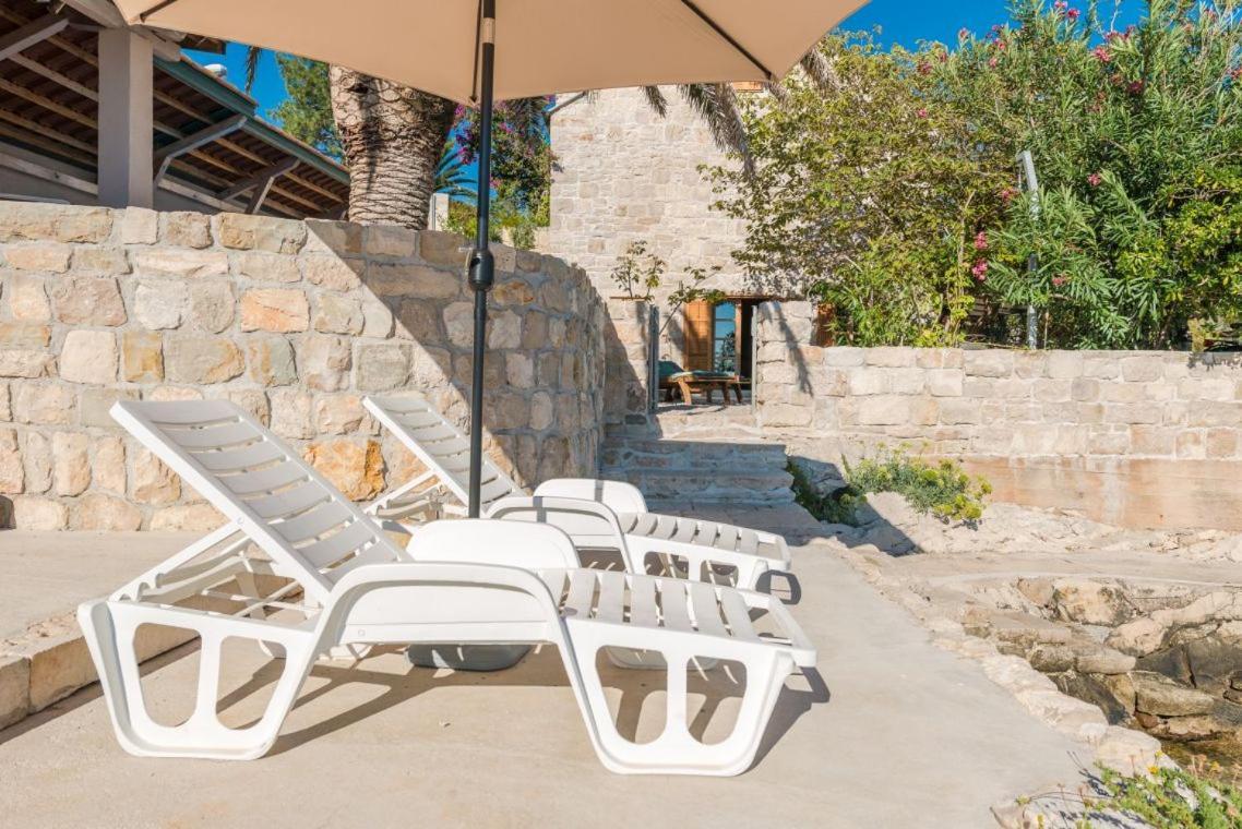 Luxury Beachfront Villa Mare With Private Pool At The Beach Orebic - Peljesac Dış mekan fotoğraf