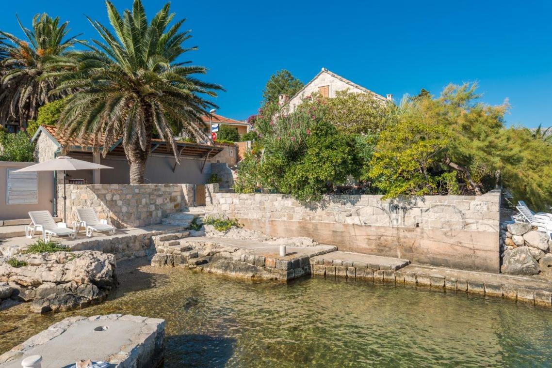 Luxury Beachfront Villa Mare With Private Pool At The Beach Orebic - Peljesac Dış mekan fotoğraf